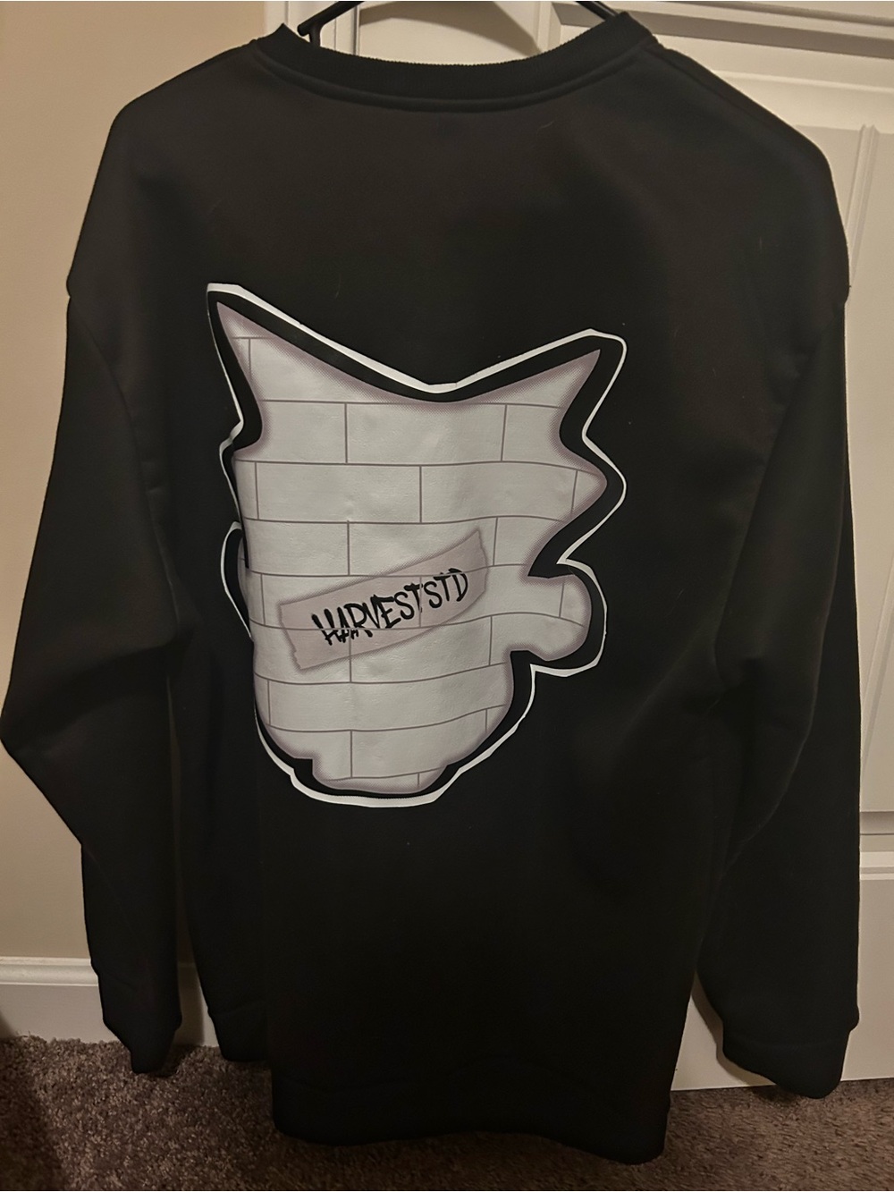 Black Graphic Crewneck Sweatshirt(Men’s Medium) - Picture 2 of 3